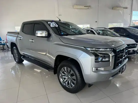 MITSUBISHI-TRITON-2.4 BITURBO DIESEL CD HPE-S 4X4 AUTOMÁTICO MITSUBISHI-TRITON-2025