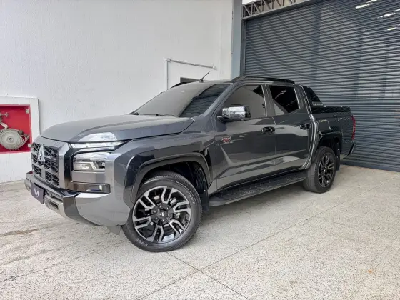 MITSUBISHI TRITON 2.4 BITURBO DIESEL CD KATANA 4X4 AUTOMÁTICO