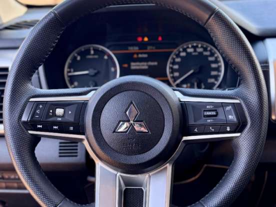 MITSUBISHI-TRITON-2.4 BITURBO DIESEL CD HPE-S 4X4 AUTOMÁTICO MITSUBISHI-TRITON-2025