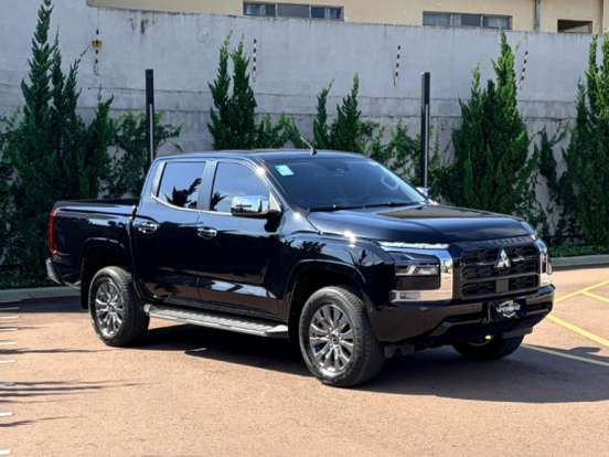 MITSUBISHI-TRITON-2.4 BITURBO DIESEL CD HPE-S 4X4 AUTOMÁTICO MITSUBISHI-TRITON-2025