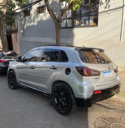 MITSUBISHI-ASX-2010