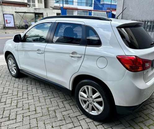 MITSUBISHI-ASX-2013