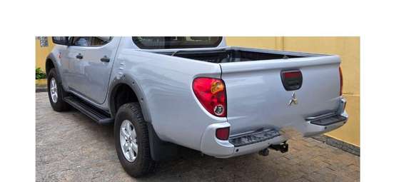 MITSUBISHI-L200 TRITON-2013