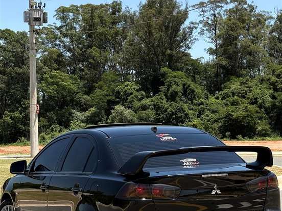 MITSUBISHI-LANCER-2.0 HLE 16V GASOLINA 4P AUTOMÁTICO MITSUBISHI-LANCER-2016