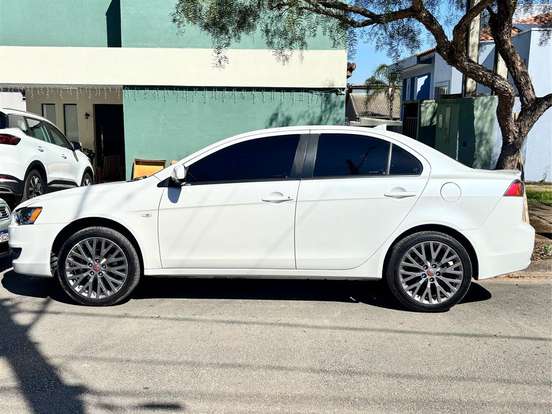 MITSUBISHI-LANCER-2.0 HL-T 16V GASOLINA 4P AUTOMÁTICO MITSUBISHI-LANCER-2018