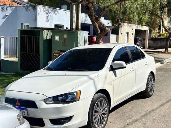 MITSUBISHI-LANCER-2.0 HL-T 16V GASOLINA 4P AUTOMÁTICO MITSUBISHI-LANCER-2018