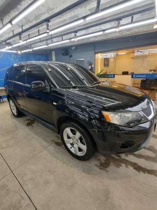 MITSUBISHI-OUTLANDER-2008