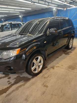 MITSUBISHI-OUTLANDER-2008