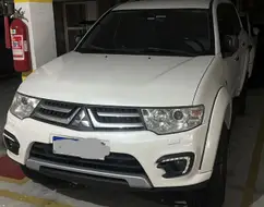 MITSUBISHI PAJERO 3.2 HPE 4X4 7 LUGARES 16V TURBO INTERCOOLER DIESEL 4P AUTOMÁTICO MITSUBISHI PAJERO 3.2 HPE 4X4 7 LUGARES 16V TURBO INTERCOOLER DIESEL 4P AUTOMÁTICO