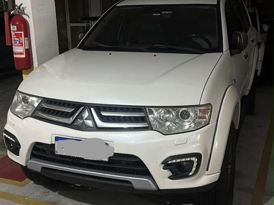 MITSUBISHI-PAJERO-3.2 HPE 4X4 7 LUGARES 16V TURBO INTERCOOLER DIESEL 4P AUTOMÁTICO MITSUBISHI-PAJERO-2017