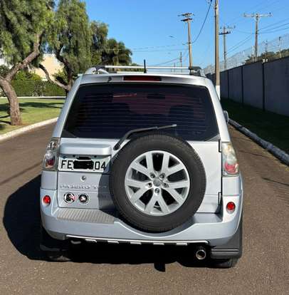 MITSUBISHI-PAJERO TR4-2012