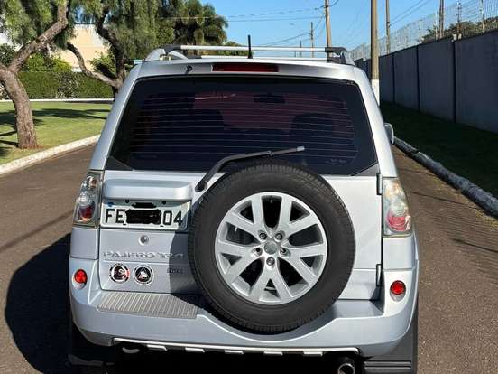 MITSUBISHI-PAJERO TR4-2.0 4X2 16V 140CV FLEX 4P MANUAL MITSUBISHI-PAJERO TR4-2012