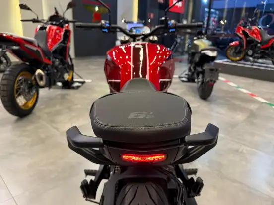 MOTO MORINI-SEIEMMEZZO STREET-2026