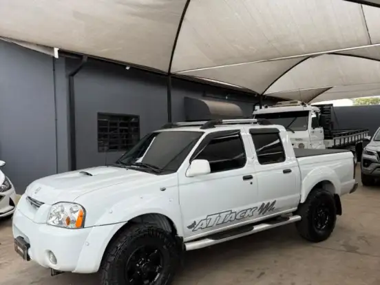 NISSAN-FRONTIER-2.8 SE STRIKE 4X4 CD TURBO ELETRONIC DIESEL 4P MANUAL NISSAN-FRONTIER-2003