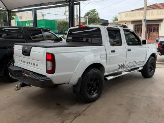 NISSAN-FRONTIER-2.8 SE STRIKE 4X4 CD TURBO ELETRONIC DIESEL 4P MANUAL NISSAN-FRONTIER-2003
