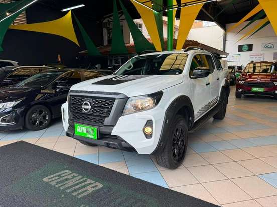 NISSAN-FRONTIER-2024