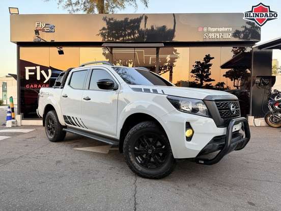 NISSAN-FRONTIER-2022