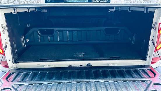 NISSAN-FRONTIER-2023