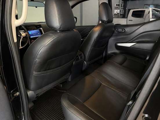 NISSAN-FRONTIER-2017