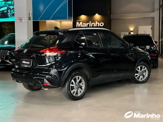 NISSAN-KICKS-2023
