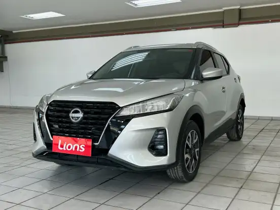 NISSAN-KICKS-2023