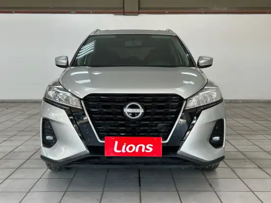 NISSAN-KICKS-2023