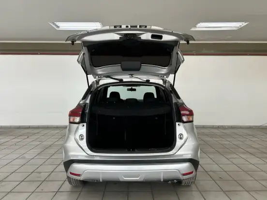 NISSAN-KICKS-2023