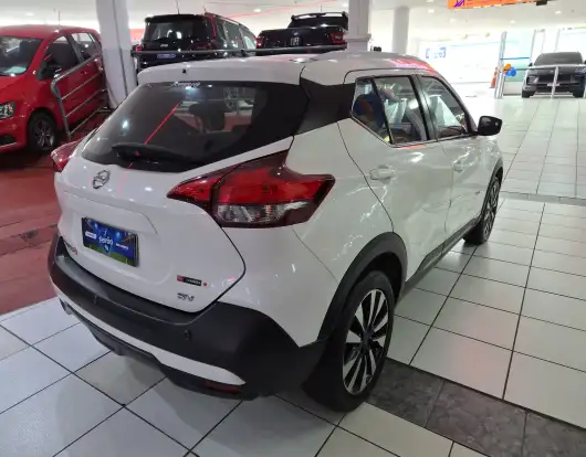 NISSAN-KICKS-2020