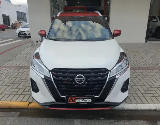 NISSAN-KICKS-2021