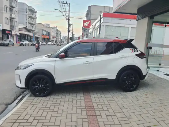 NISSAN-KICKS-1.6 16V FLEXSTART XPLAY XTRONIC NISSAN-KICKS-2021