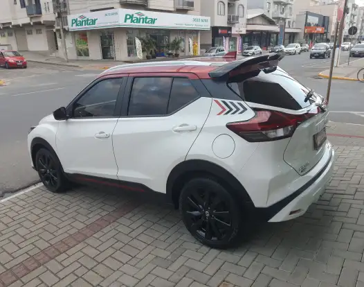 NISSAN-KICKS-2021