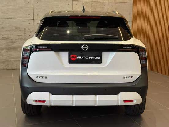 NISSAN-KICKS-2025
