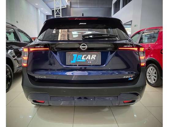NISSAN-KICKS-2025