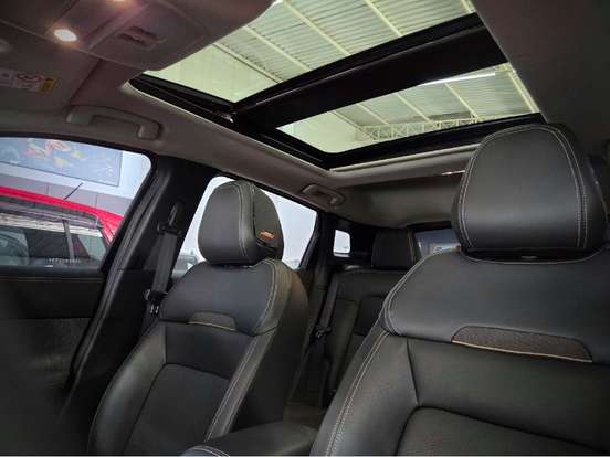 NISSAN-KICKS-2025