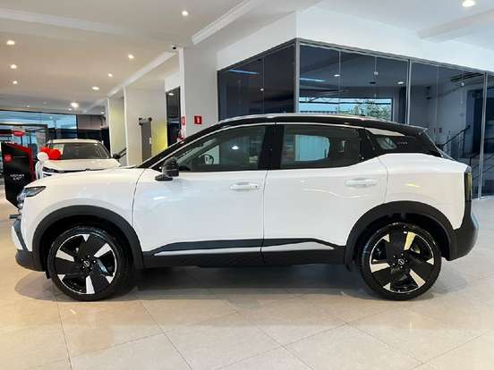 NISSAN-KICKS-2025