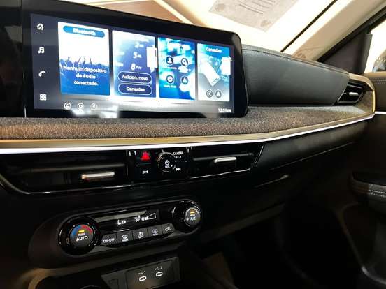 NISSAN-KICKS-2025
