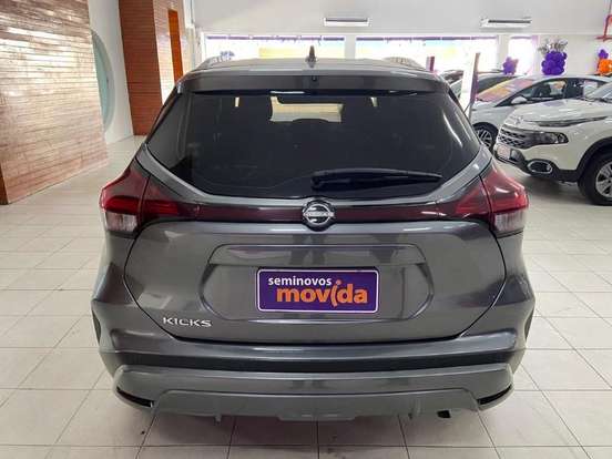 NISSAN-KICKS-2022
