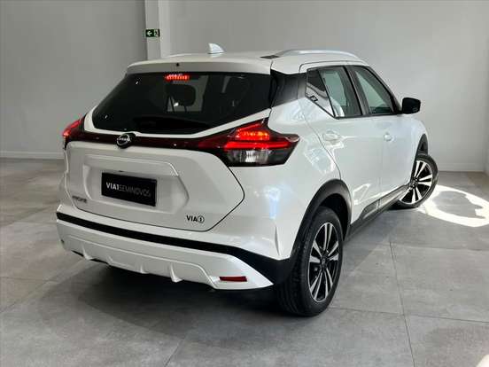NISSAN-KICKS-2022