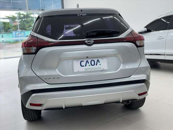 NISSAN-KICKS-2023