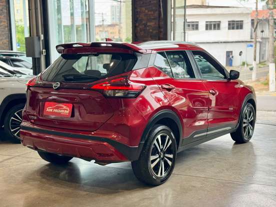 NISSAN-KICKS-2022