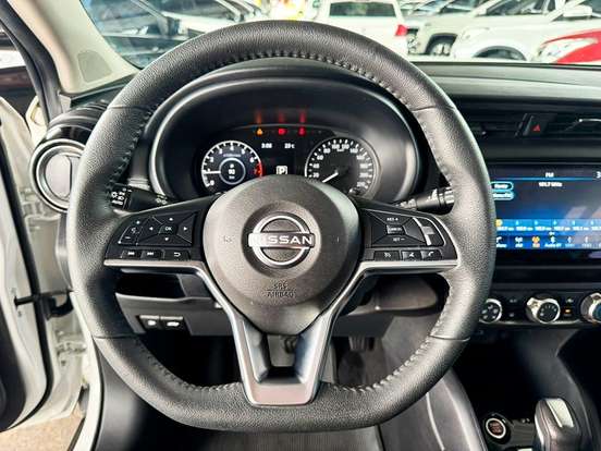 NISSAN-KICKS-2024