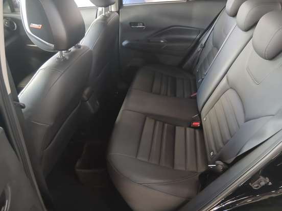 NISSAN-KICKS-2023