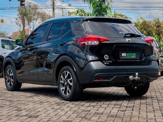 NISSAN-KICKS-2020