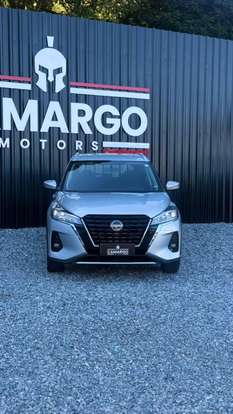 NISSAN-KICKS-2023