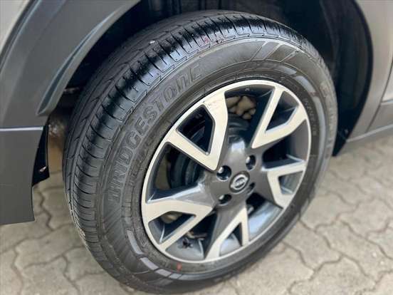 NISSAN-KICKS-2023