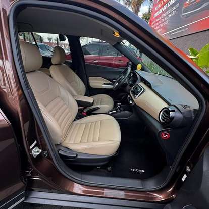 NISSAN-KICKS-2020