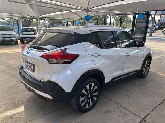 NISSAN-KICKS-2018