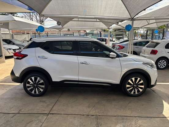 NISSAN-KICKS-2018