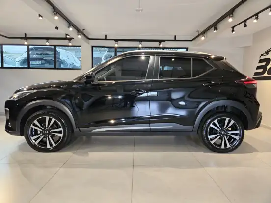 NISSAN-KICKS PLAY-2025