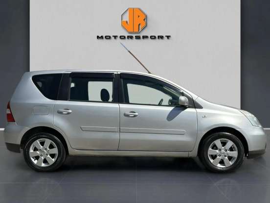 NISSAN-LIVINA-1.8 SL 16V FLEX 4P AUTOMÁTICO NISSAN-LIVINA-2009